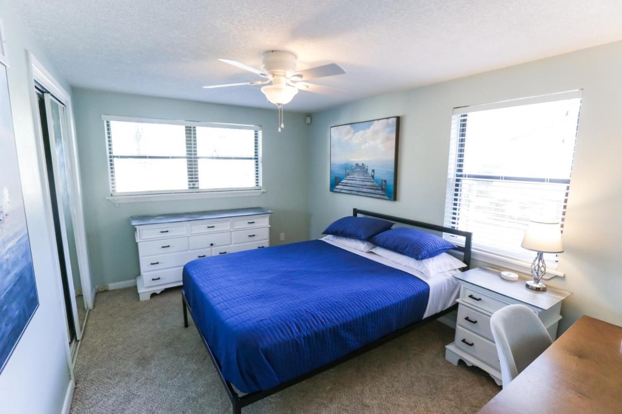 Pool & Hot Tub Home W Game Room! 1 Mile To Beach! Джэксонвилл-Бич Экстерьер фото